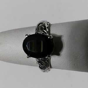 Spinel Ring